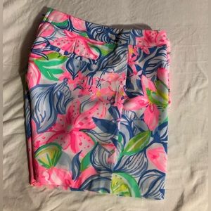 Lilly Pulitzer tropical floral 🌸 print shorts, sz 2 EUC